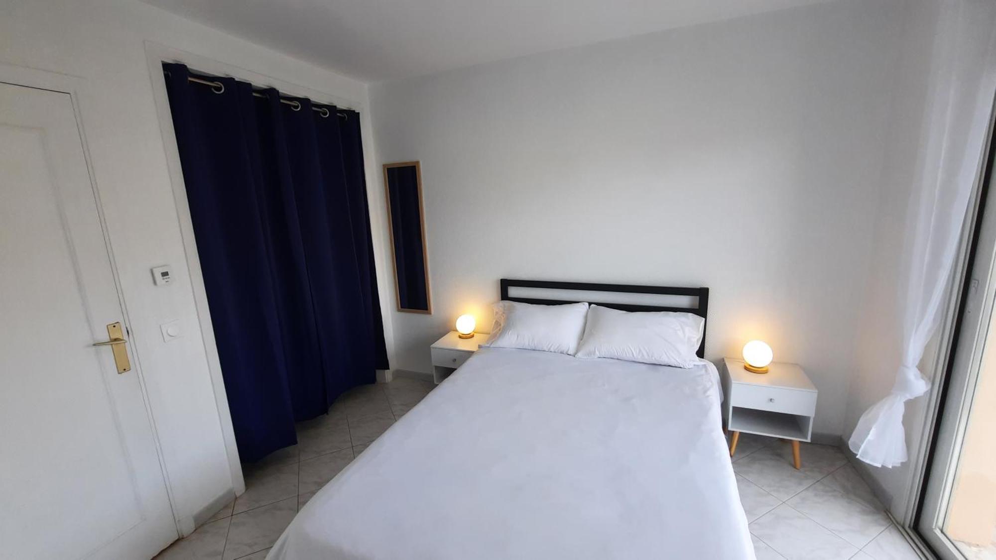 Homestay Sunny Mercury - In