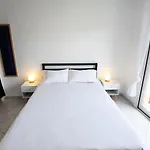 Sunny Mercury - Room In Apartment
